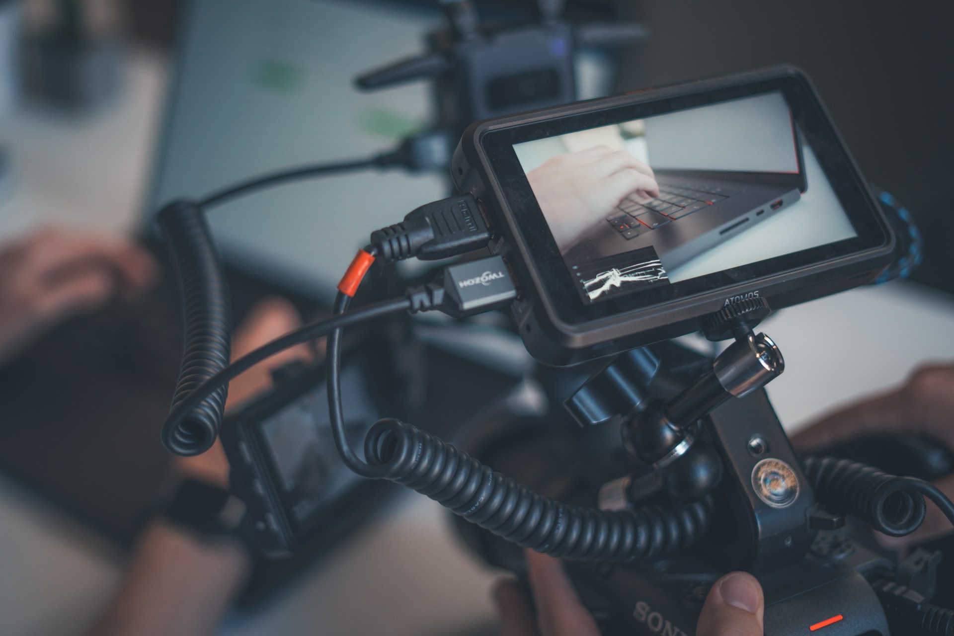 gabriel-weyand-MpW2sgdFaM8-unsplash